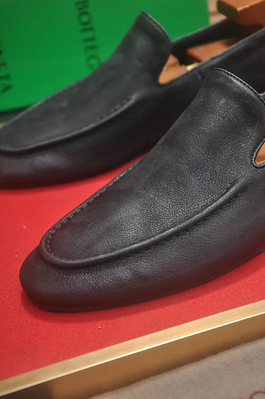 Men's shoes 💰460💶 [Botteg Venetta (BV)] (wallet shoes) exclusive new model official website new model The upper is made of high-quality top calfskin. Delicate feel and flowing luxurious texture. Tailored for refined men to create a noble aura. Delicate and regular Mark hand stitching. Smooth lines. Full sheepskin lining, comfortable to wash sweat. 38-44